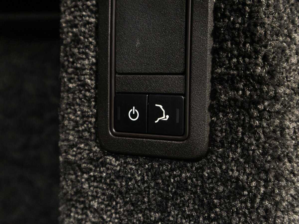 Land Rover Range Rover 2015 года с пробегом. Фото: #26