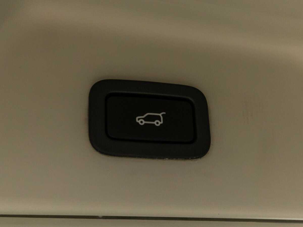 Land Rover Range Rover 2015 года с пробегом. Фото: #27