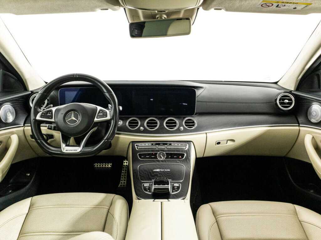 Mercedes-Benz E-Класс AMG 2018 года с пробегом. Фото: #12