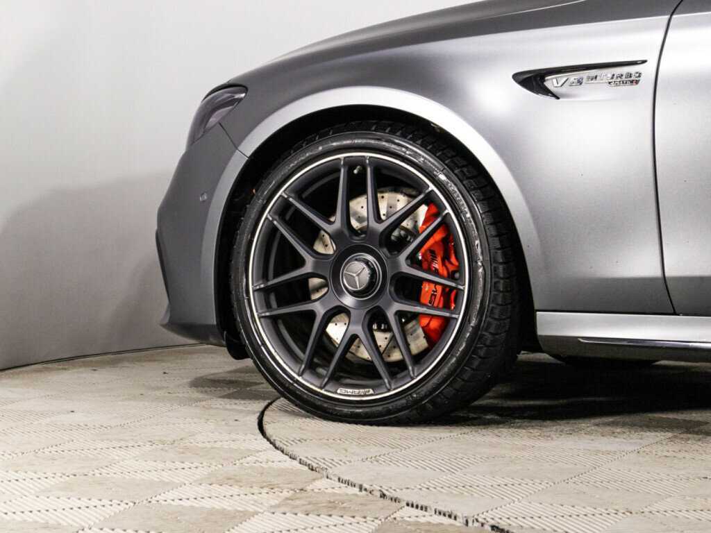 Mercedes-Benz E-Класс AMG 2018 года с пробегом. Фото: #25