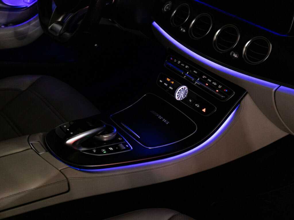 Mercedes-Benz E-Класс AMG 2018 года с пробегом. Фото: #27