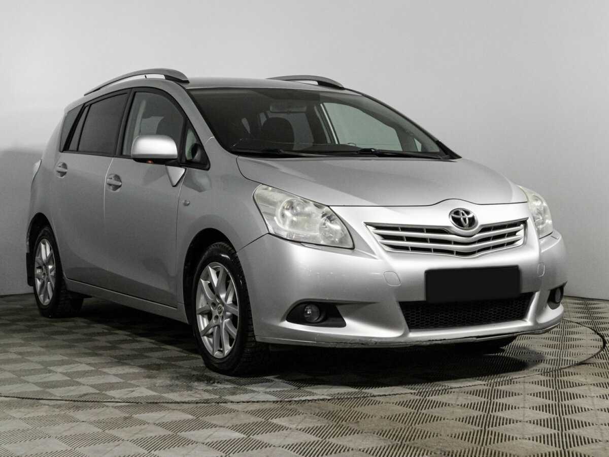 Toyota Verso 2011 года с пробегом. Фото: #2