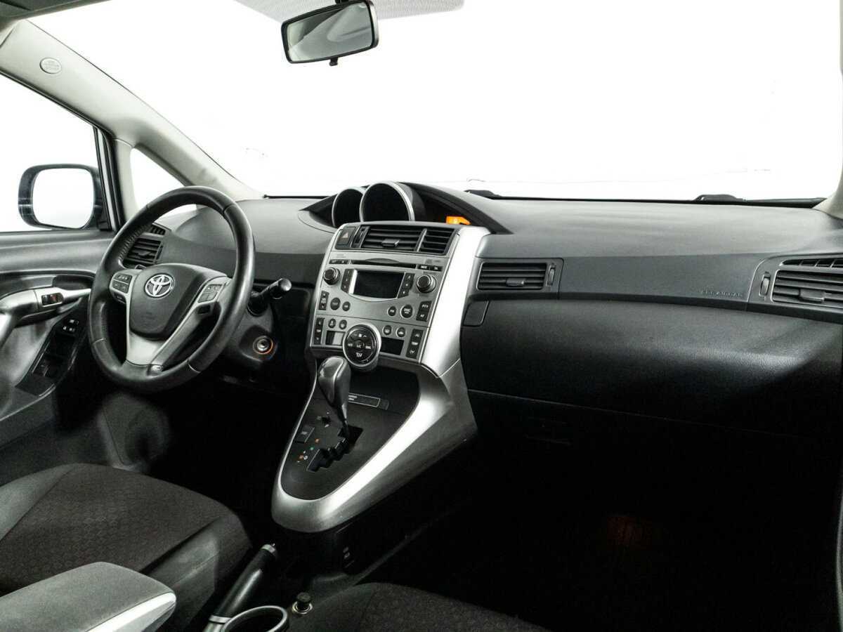 Toyota Verso 2011 года с пробегом. Фото: #8