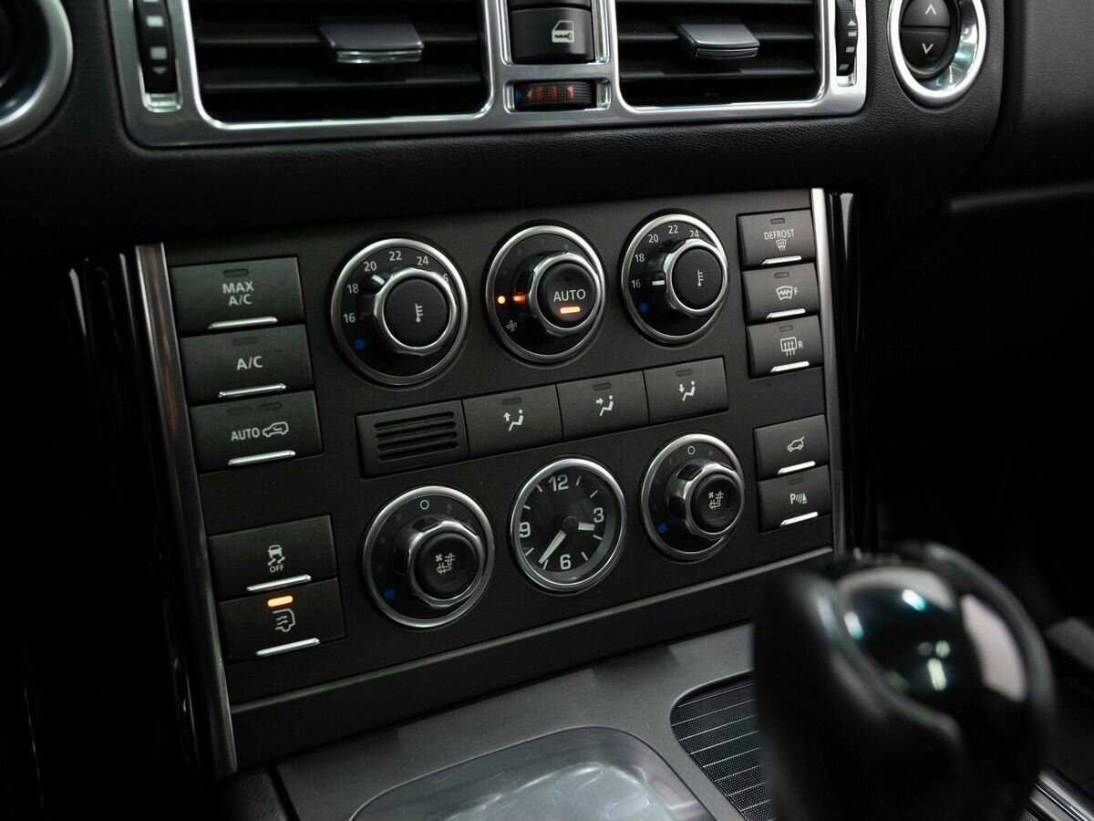 Land Rover Range Rover 2012 года с пробегом. Фото: #17