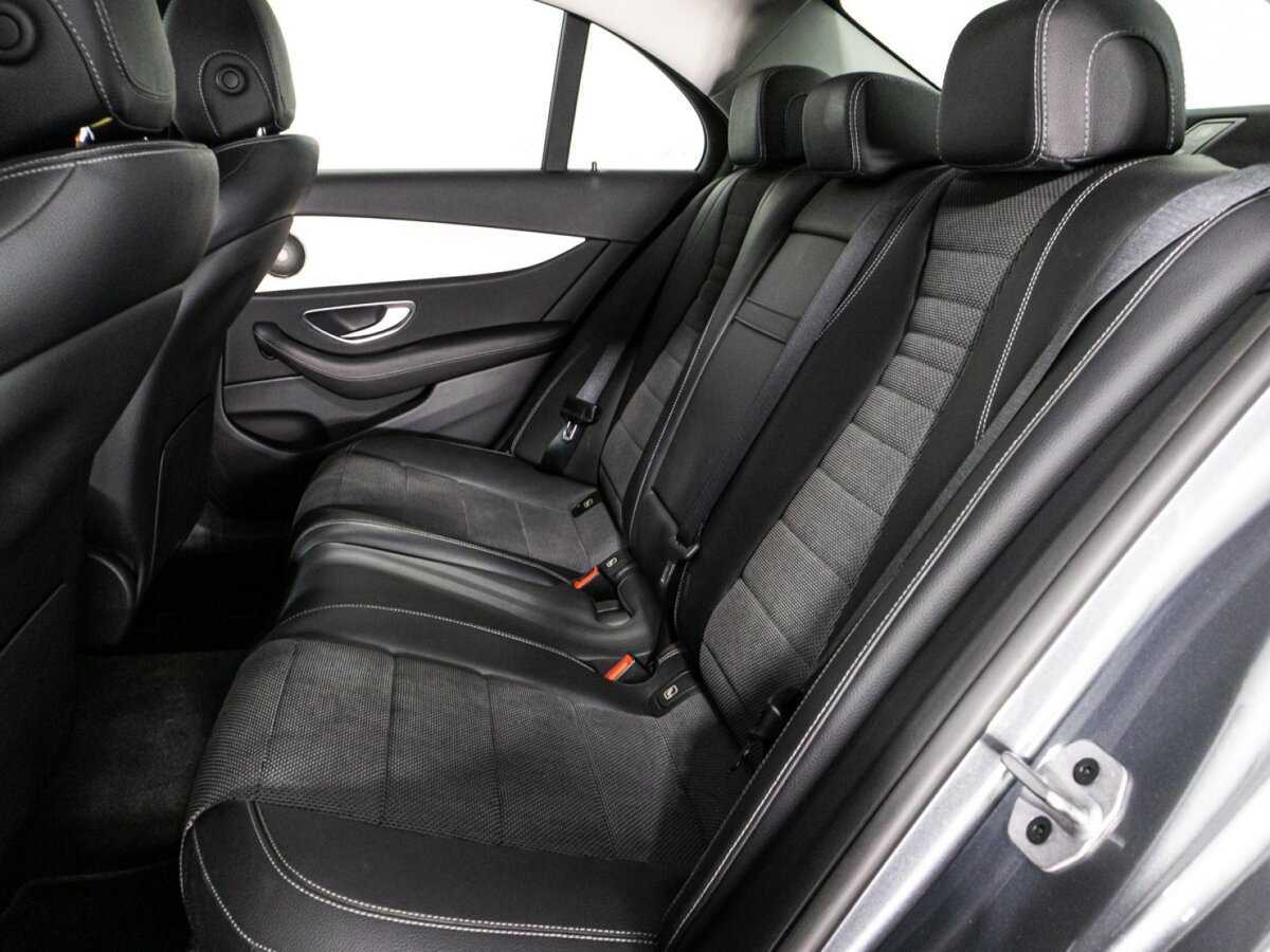 Mercedes-Benz E-Класс 2020 года с пробегом. Фото: #9