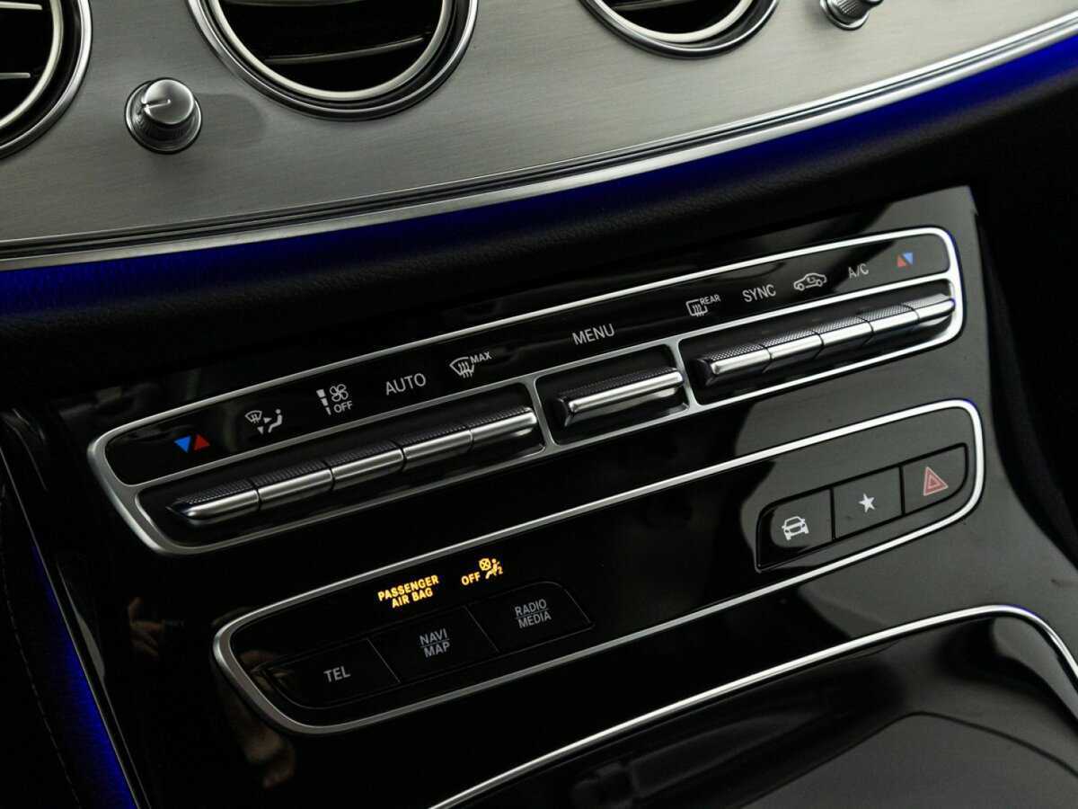 Mercedes-Benz E-Класс 2020 года с пробегом. Фото: #17