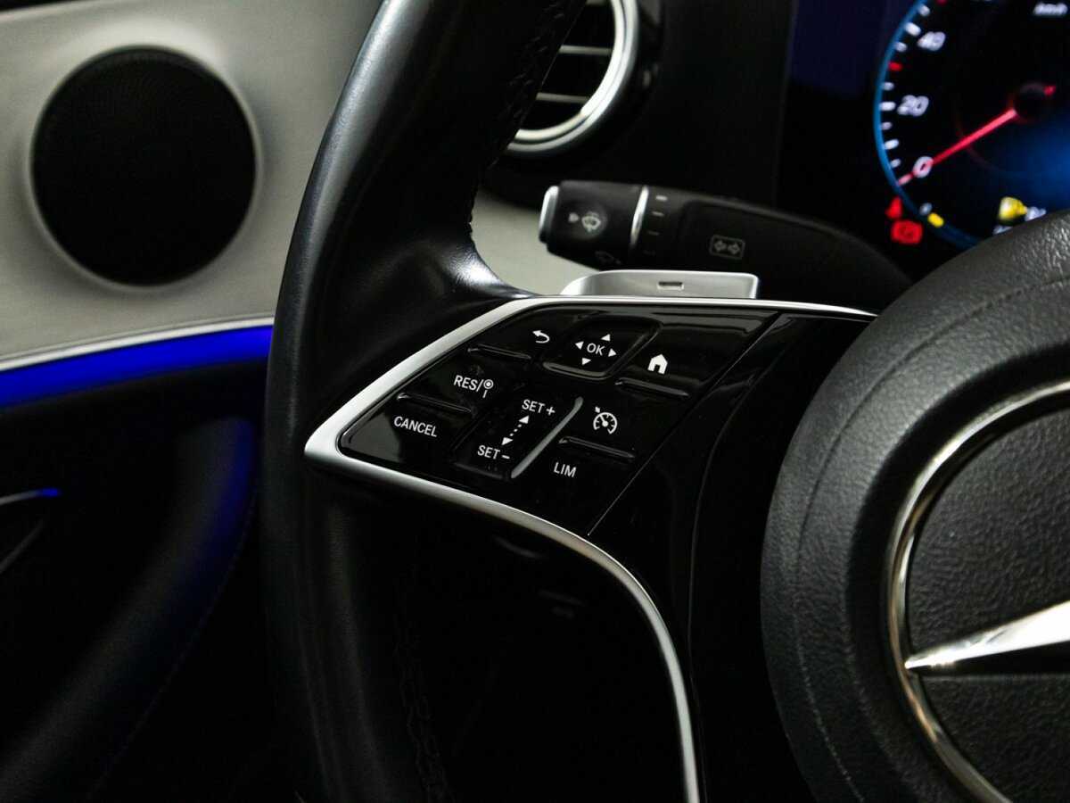 Mercedes-Benz E-Класс 2020 года с пробегом. Фото: #18
