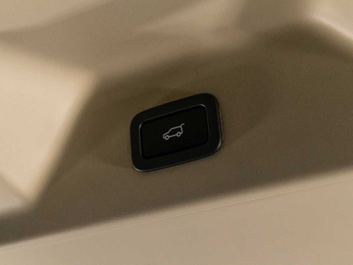 Land Rover Range Rover 2017 года с пробегом. Фото: #13