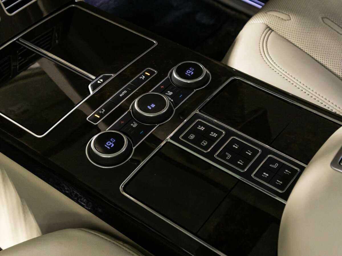 Land Rover Range Rover 2017 года с пробегом. Фото: #17