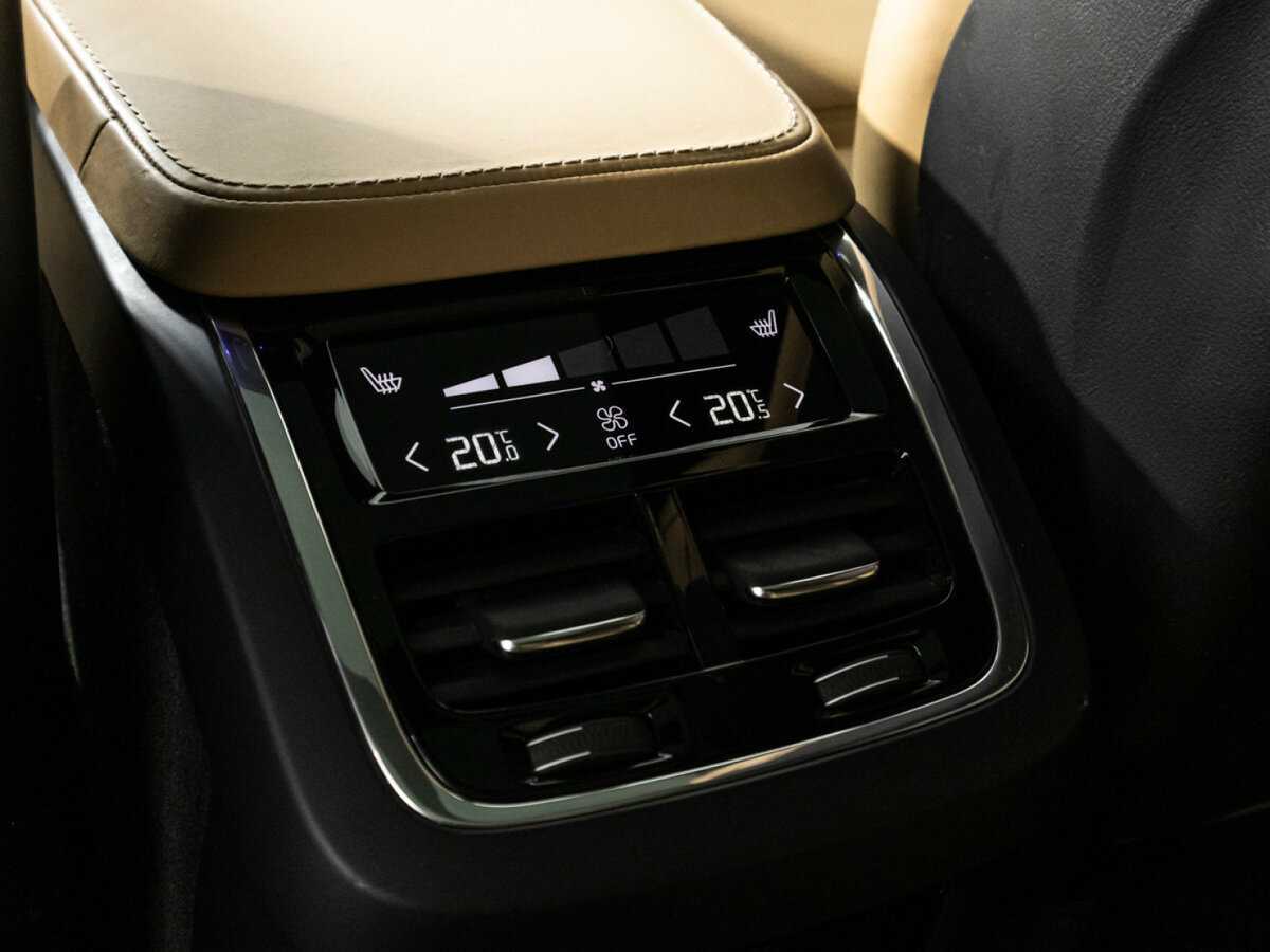 Volvo XC90 2017 года с пробегом. Фото: #16