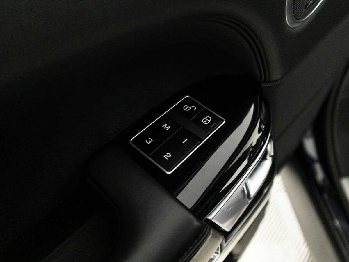 Land Rover Range Rover 2014 года с пробегом. Фото: #18