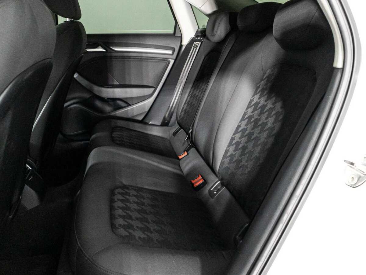 Audi A3 2015 года с пробегом. Фото: #9