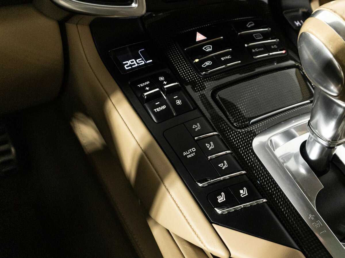 Porsche Cayenne 2015 года с пробегом. Фото: #22