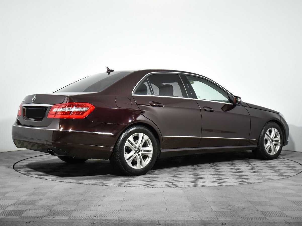Mercedes-Benz E-Класс 2010 года с пробегом. Фото: #3