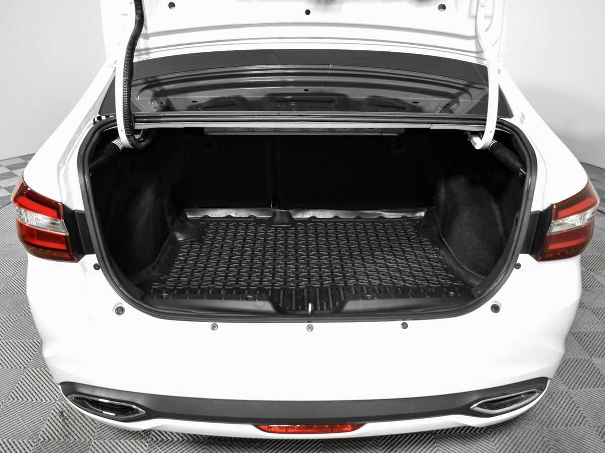 Lada (ВАЗ) Vesta 2023 года с пробегом. Фото: #12