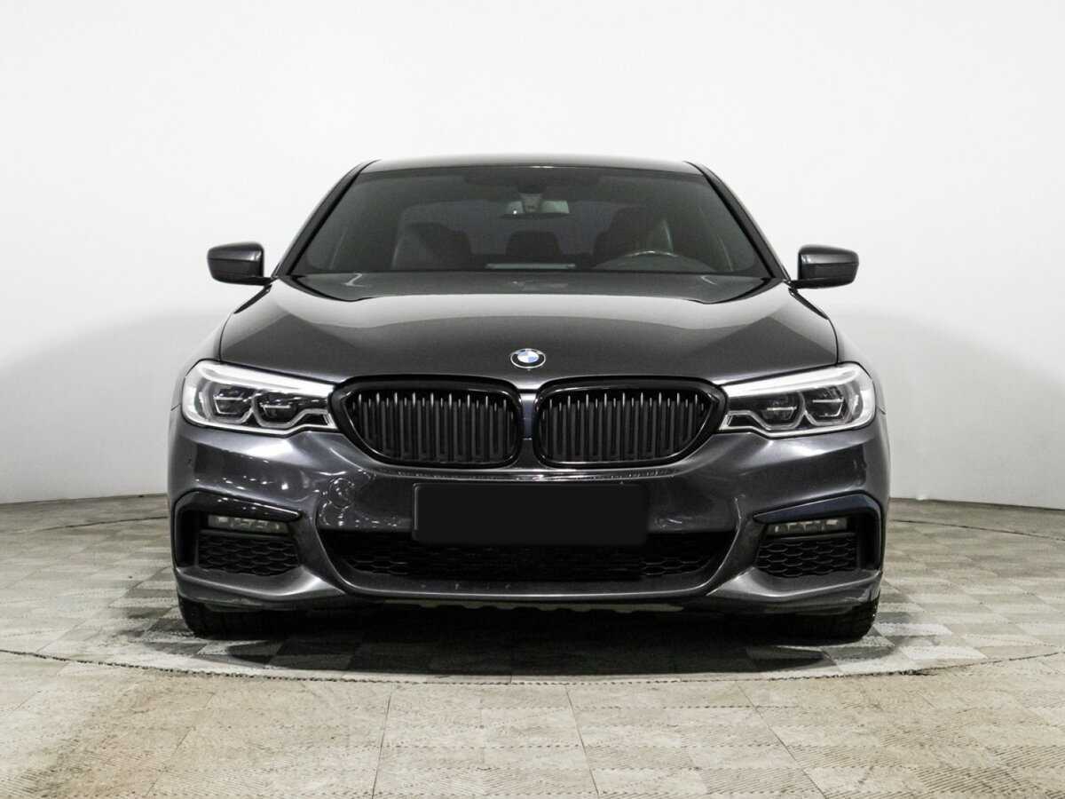 BMW 5 серии 2019 года с пробегом. Фото: #1