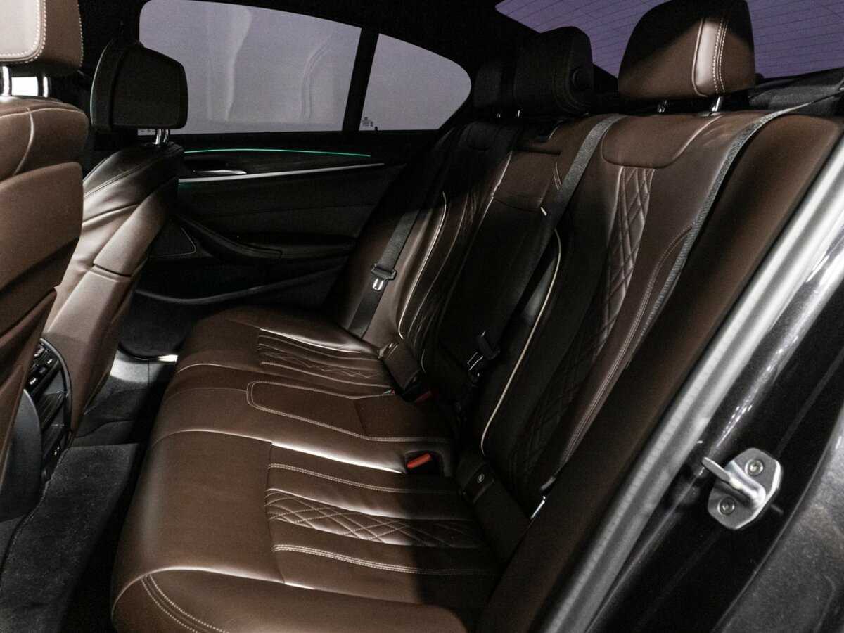 BMW 5 серии 2019 года с пробегом. Фото: #9
