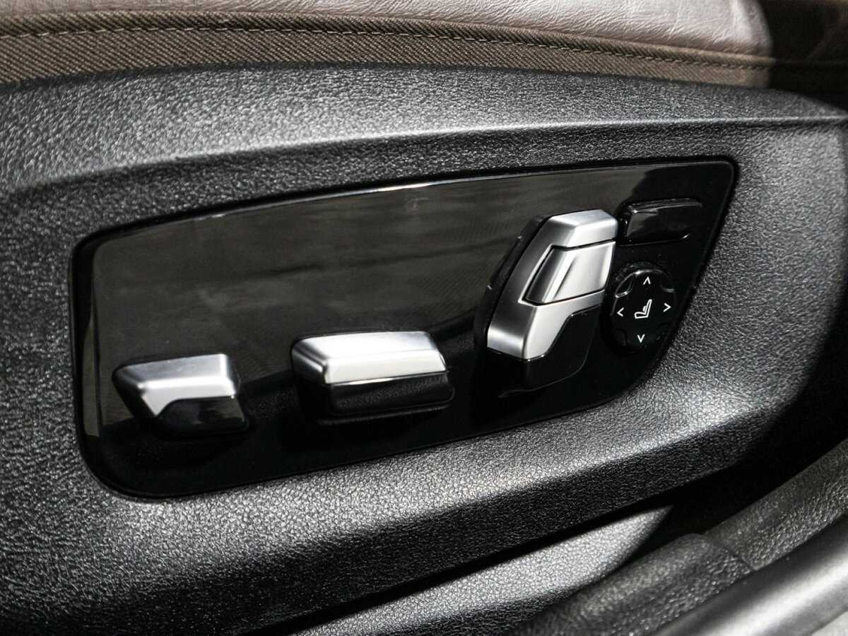 BMW 5 серии 2019 года с пробегом. Фото: #16