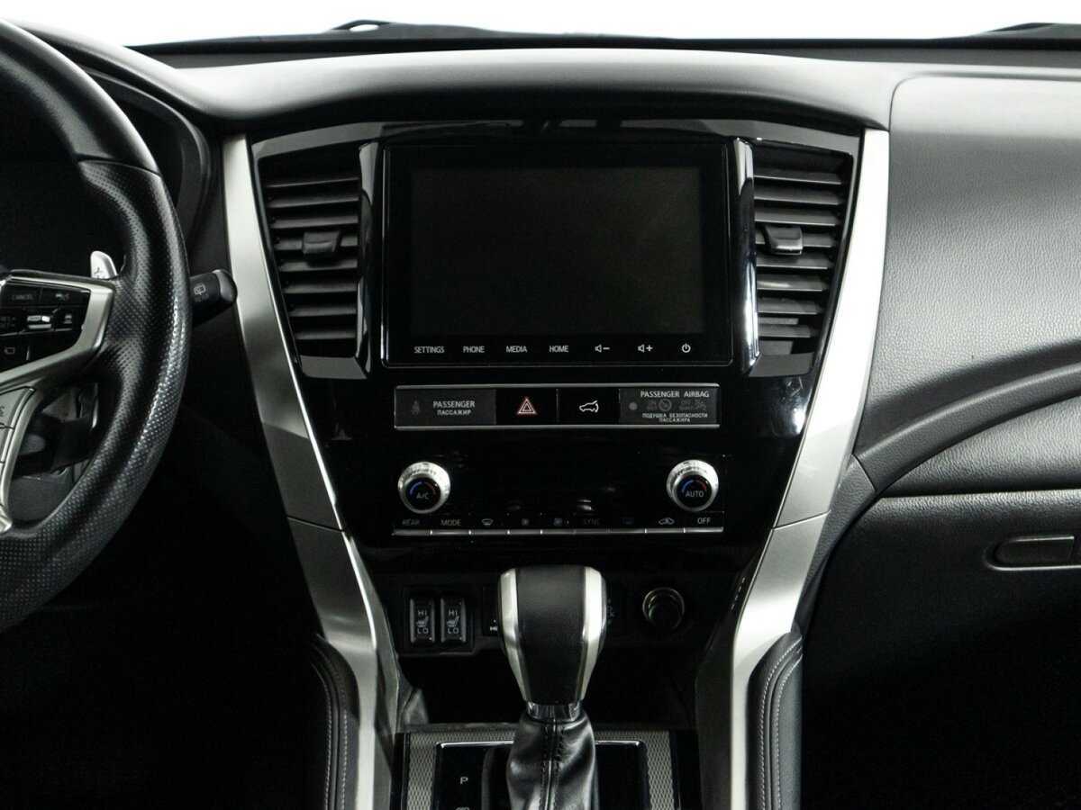 Mitsubishi Pajero Sport 2021 года с пробегом. Фото: #13