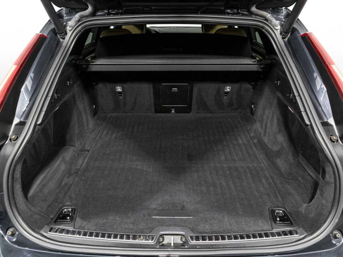 Volvo V90 Cross Country 2019 года с пробегом. Фото: #14