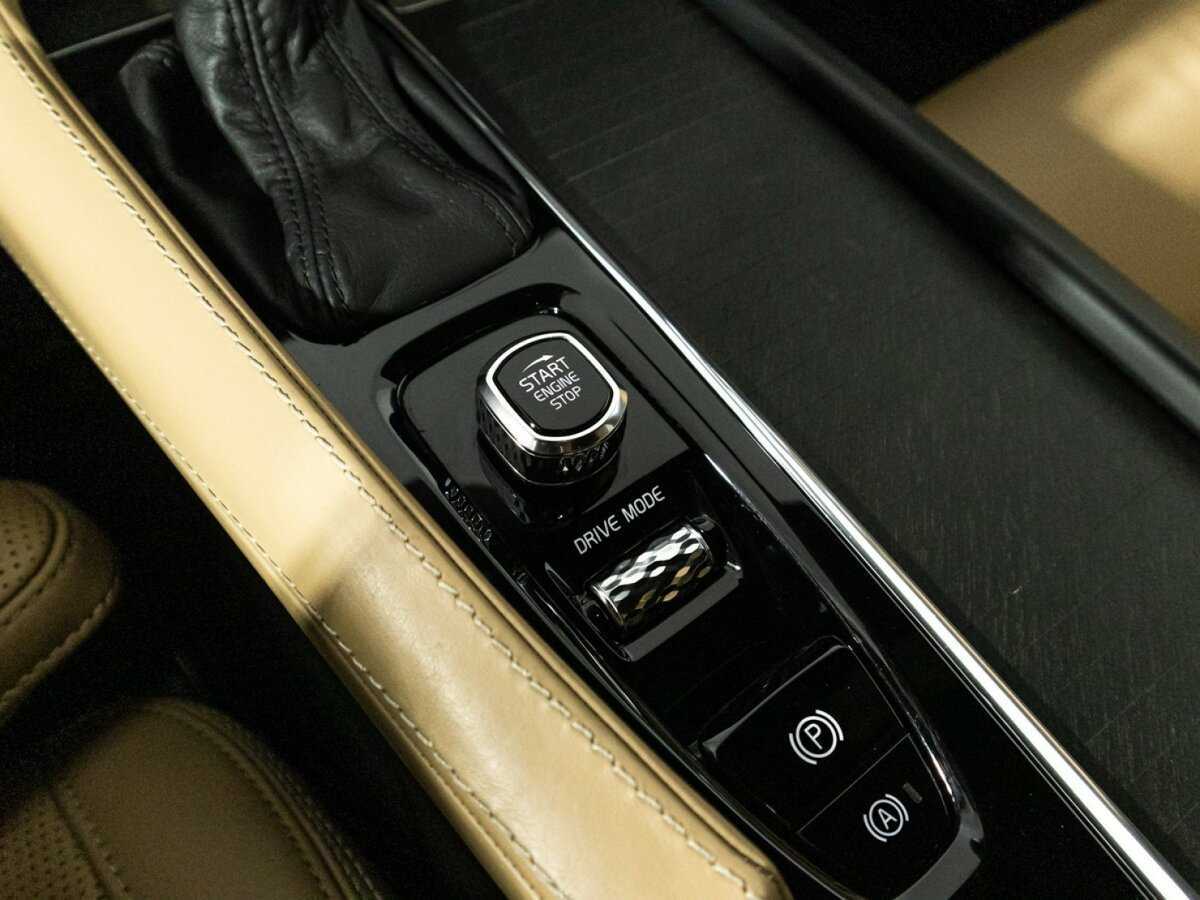 Volvo V90 Cross Country 2019 года с пробегом. Фото: #19