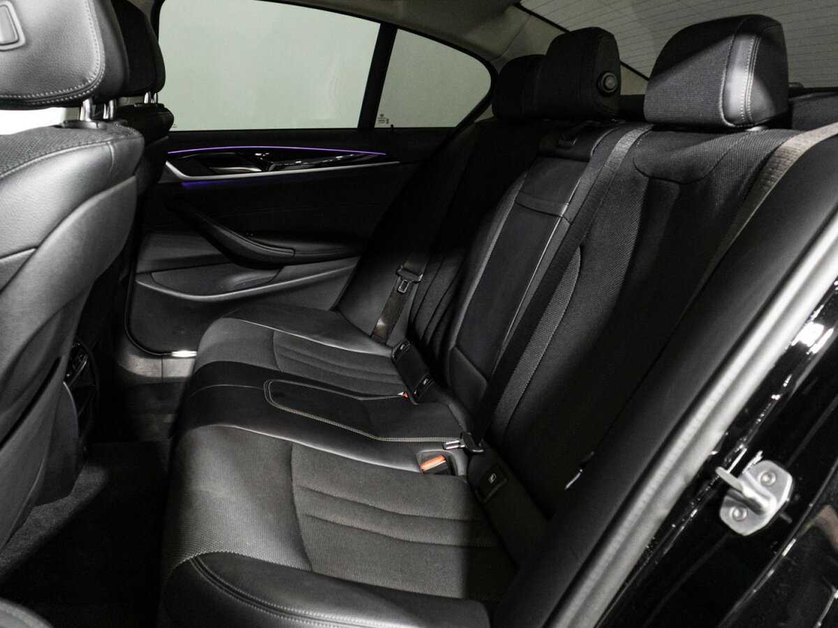 BMW 5 серии 2019 года с пробегом. Фото: #9