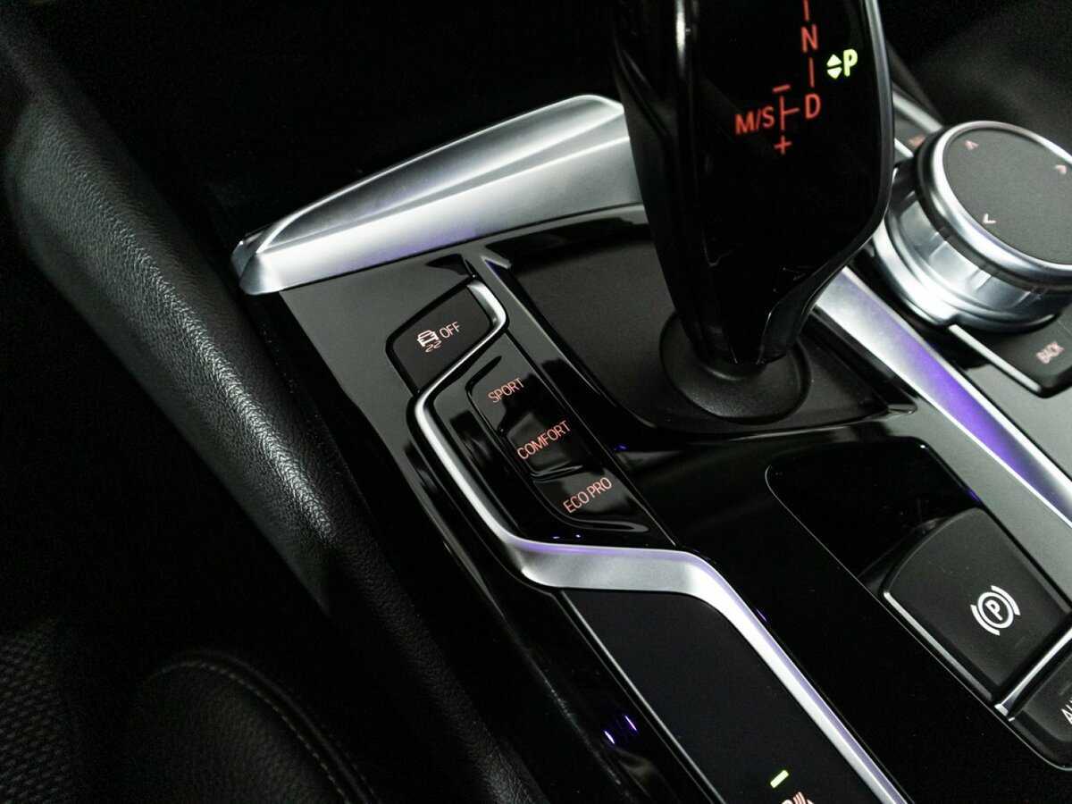 BMW 5 серии 2019 года с пробегом. Фото: #19