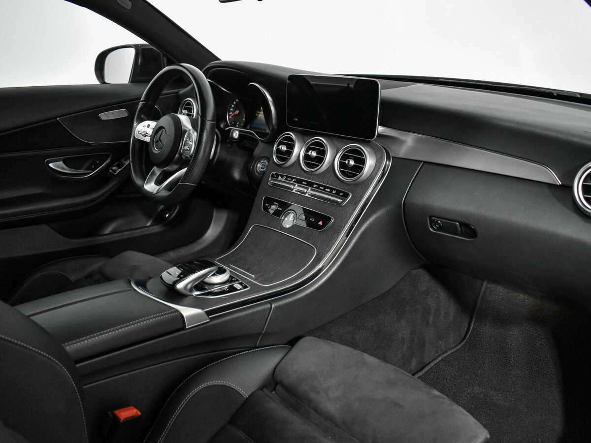 Mercedes-Benz C-Класс 2018 года с пробегом. Фото: #9