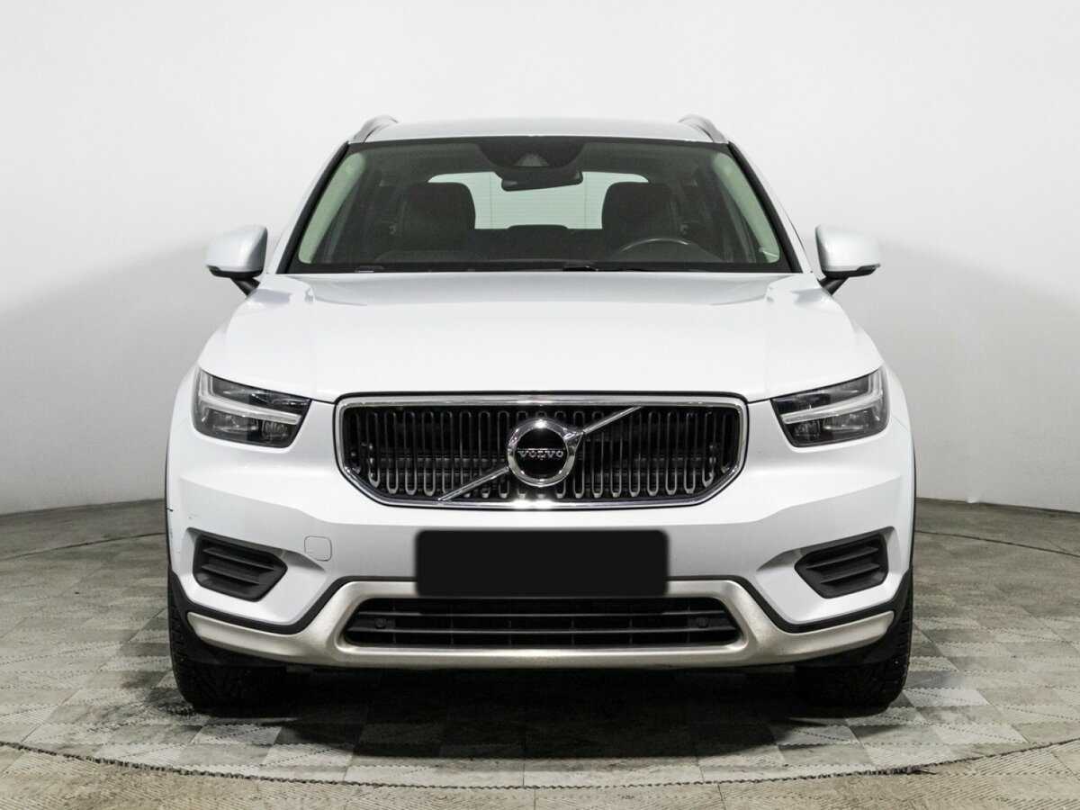 Volvo XC40 2019 года с пробегом. Фото: #1