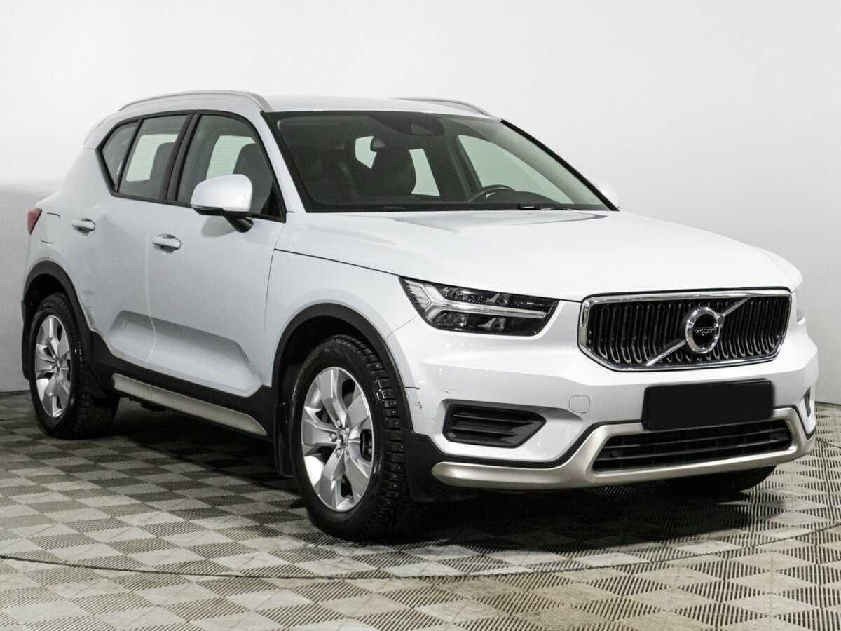 Volvo XC40 2019 года с пробегом. Фото: #2