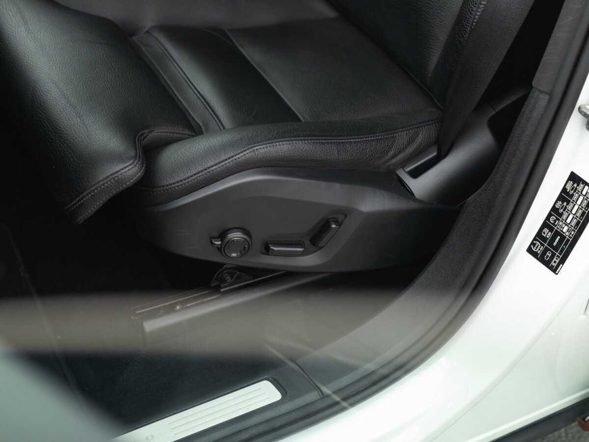 Volvo XC60 2019 года с пробегом. Фото: #12