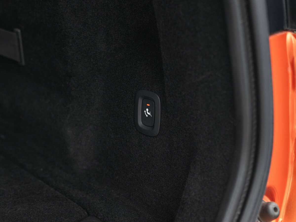 Volvo XC60 2019 года с пробегом. Фото: #17