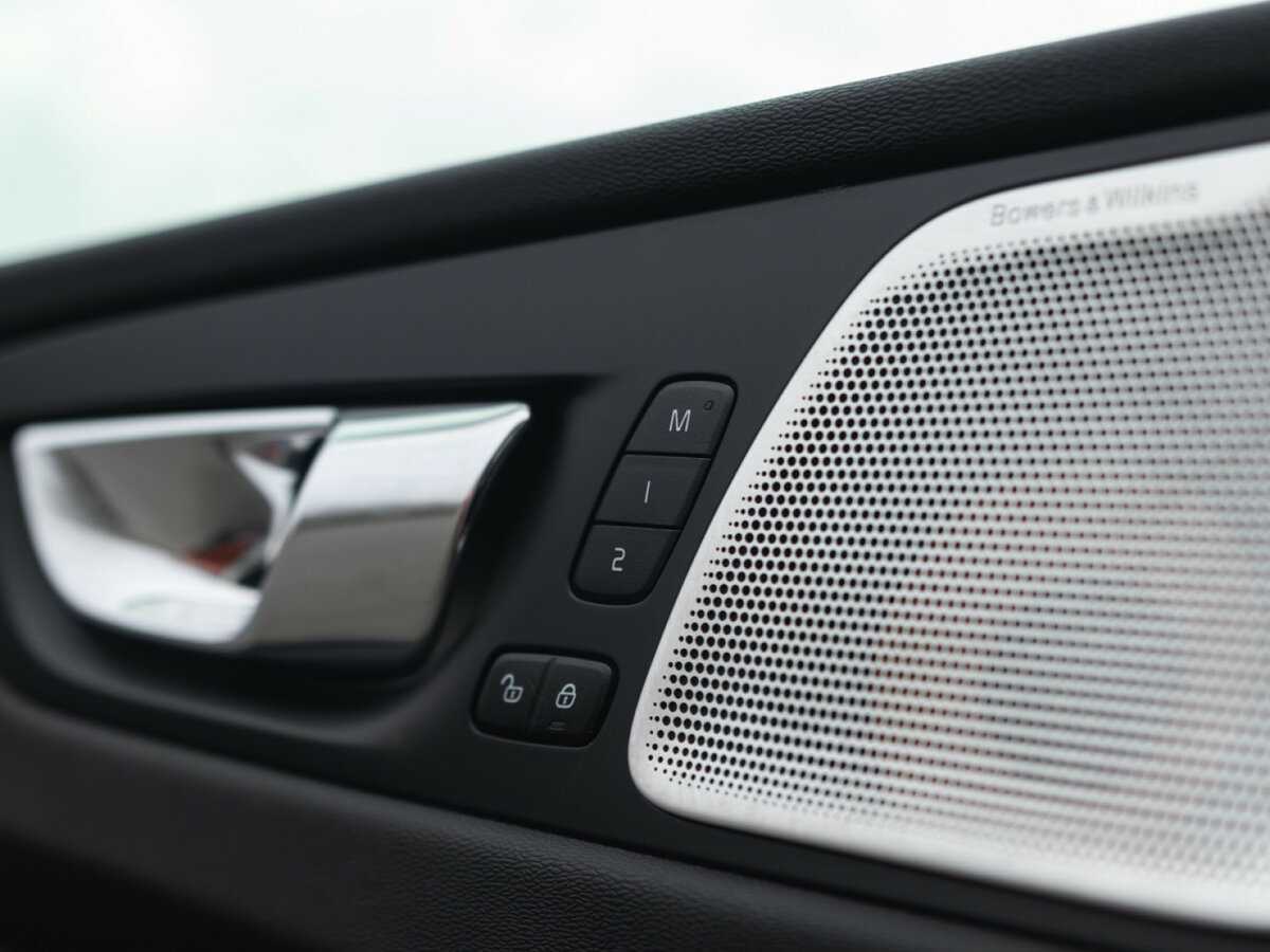 Volvo XC60 2019 года с пробегом. Фото: #19