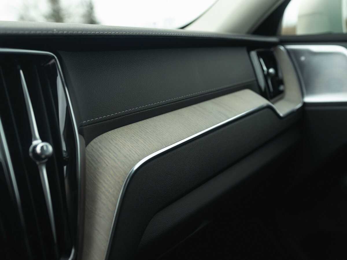 Volvo XC60 2019 года с пробегом. Фото: #31