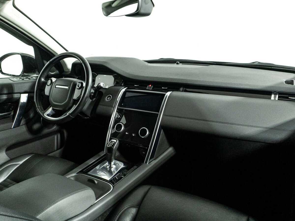 Land Rover Discovery Sport 2019 года с пробегом. Фото: #8