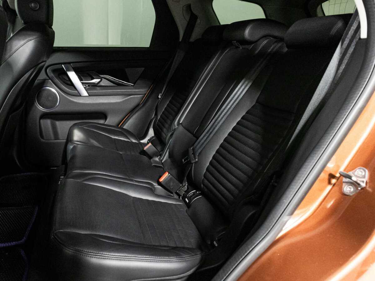 Land Rover Discovery Sport 2019 года с пробегом. Фото: #9