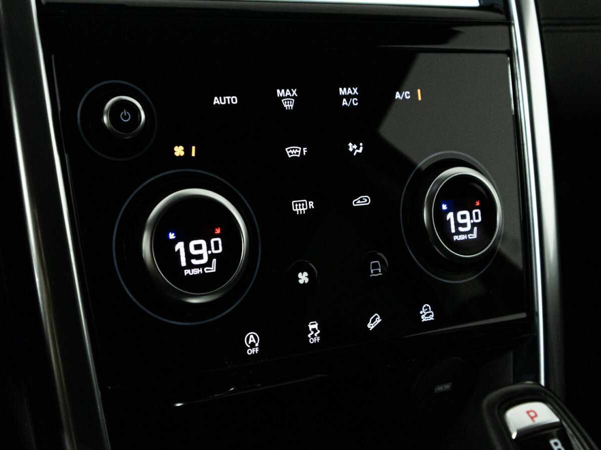 Land Rover Discovery Sport 2019 года с пробегом. Фото: #14