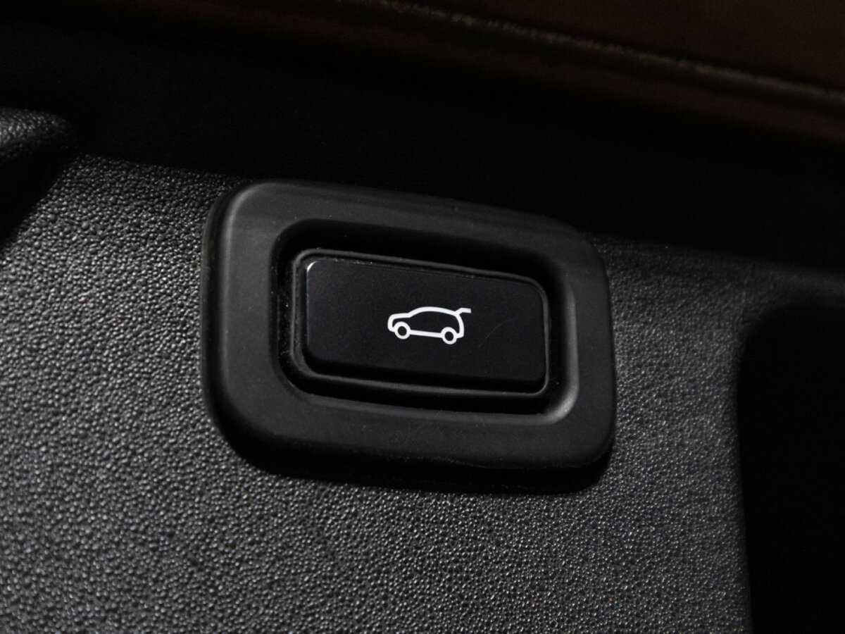 Land Rover Discovery Sport 2019 года с пробегом. Фото: #21