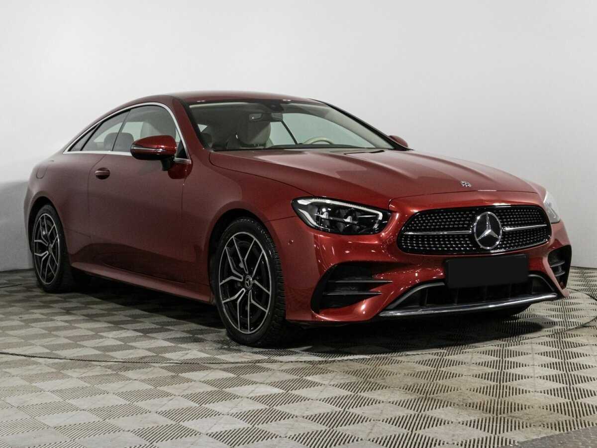 Mercedes-Benz E-Класс 2020 года с пробегом. Фото: #2
