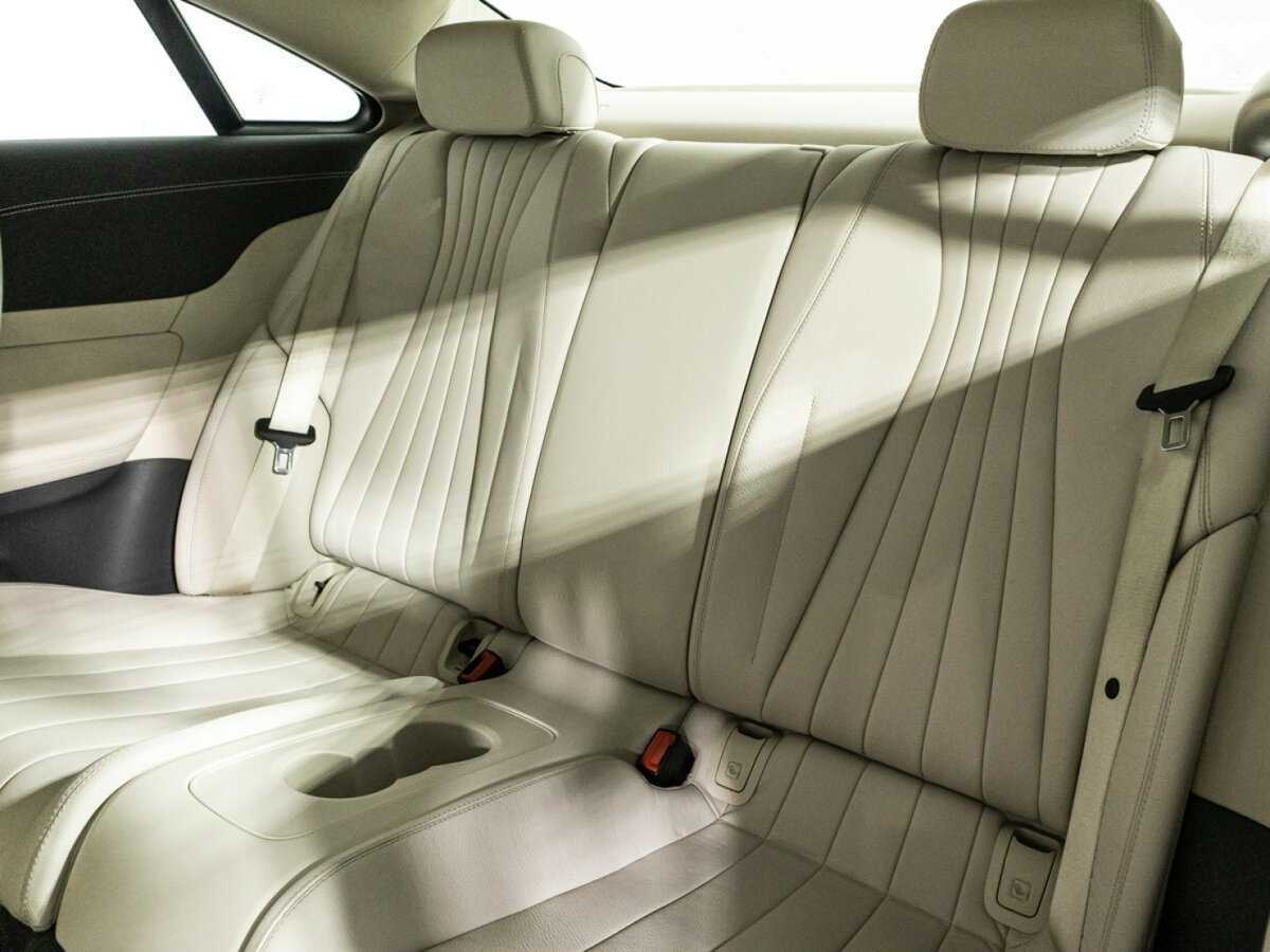 Mercedes-Benz E-Класс 2020 года с пробегом. Фото: #7