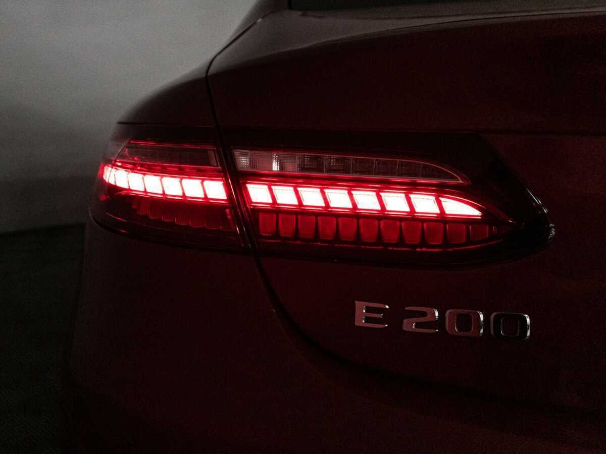 Mercedes-Benz E-Класс 2020 года с пробегом. Фото: #23