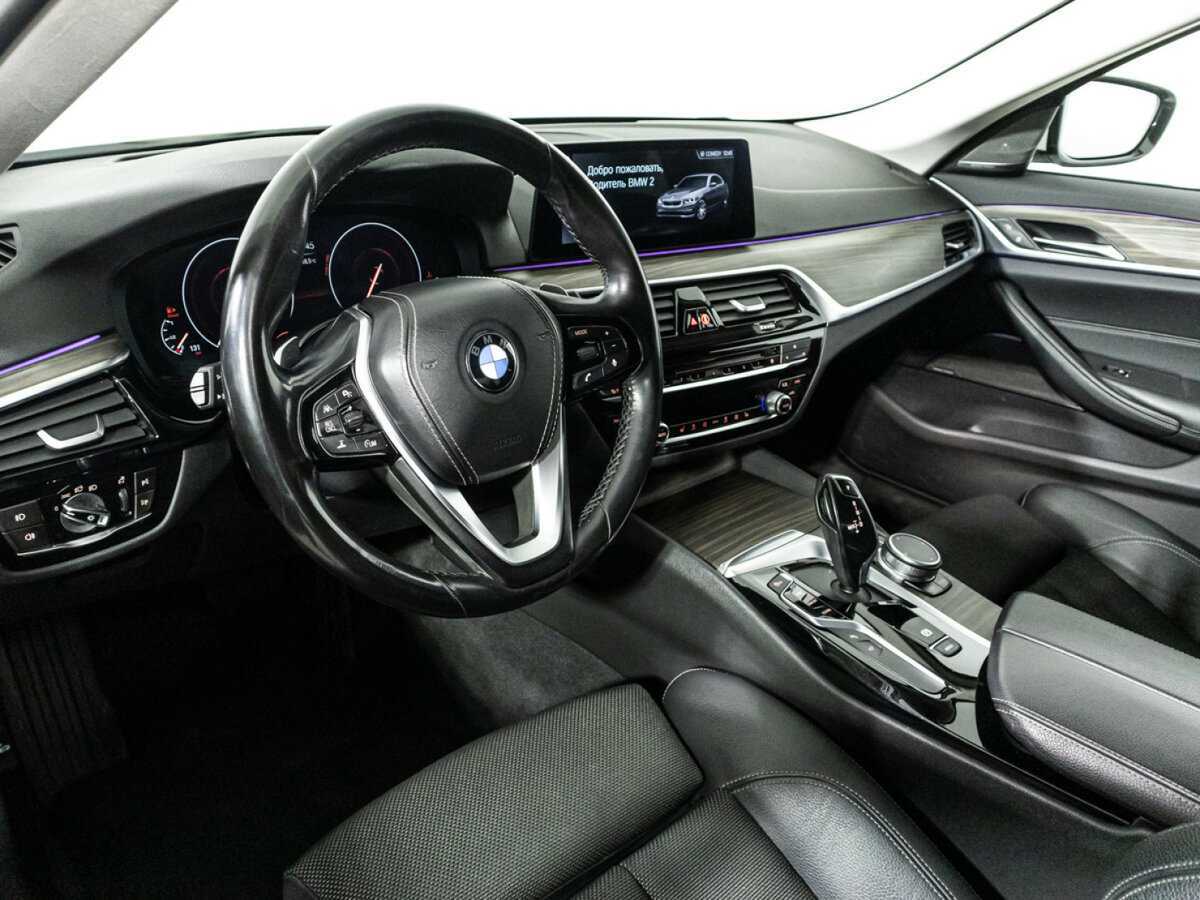 BMW 5 серии 2019 года с пробегом. Фото: #10