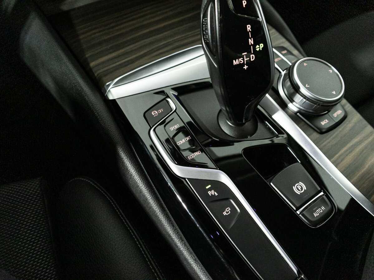 BMW 5 серии 2019 года с пробегом. Фото: #21
