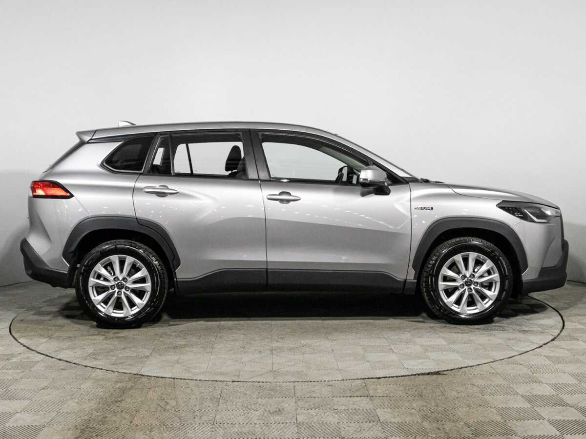 Toyota Corolla Cross 2023 года с пробегом. Фото: #3