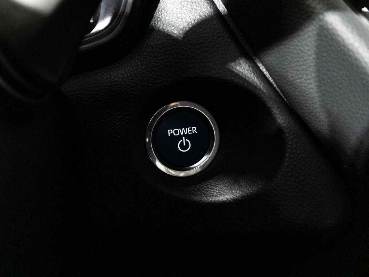 Toyota Corolla Cross 2023 года с пробегом. Фото: #17