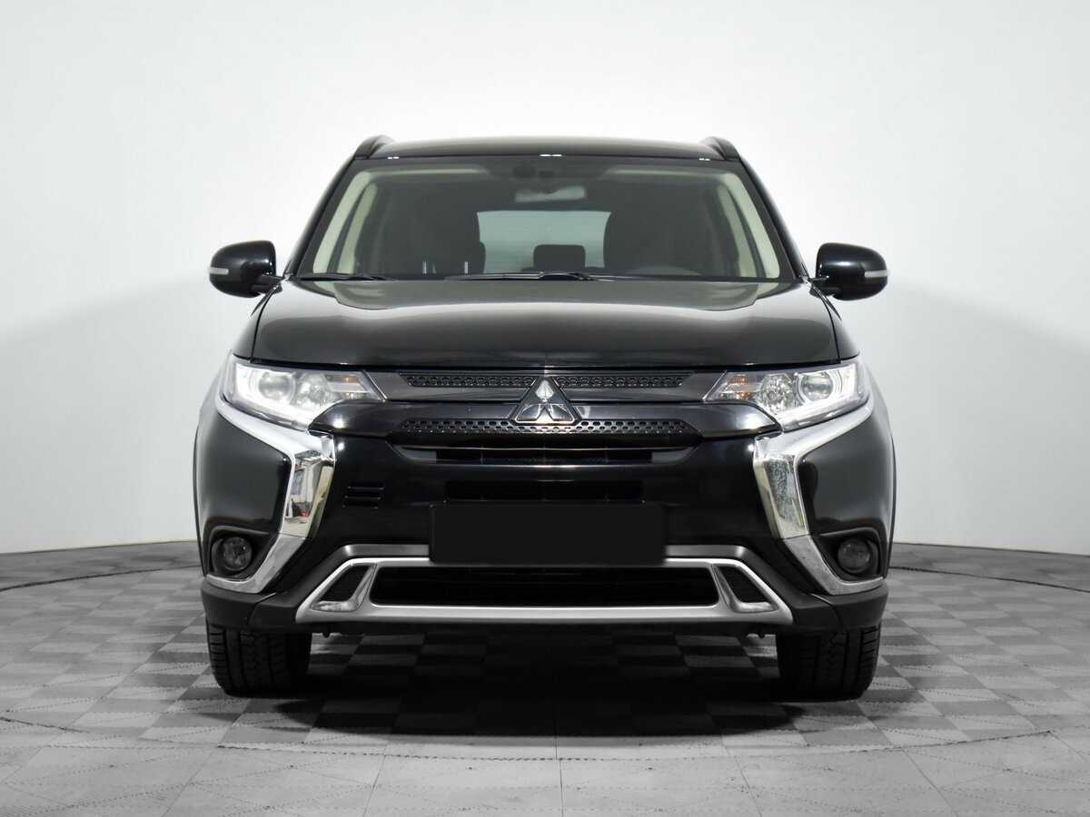 Mitsubishi Outlander 2021 года с пробегом. Фото: #1