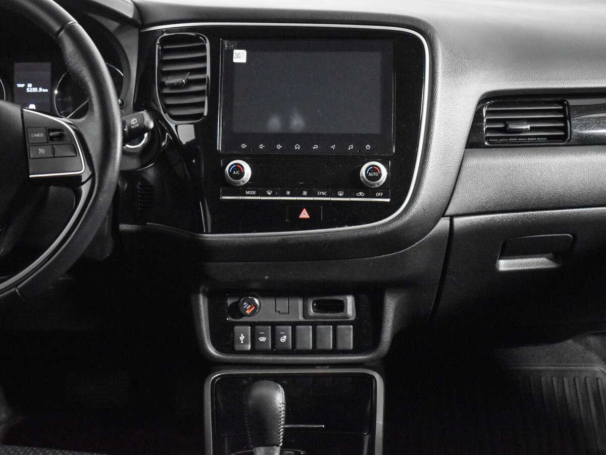 Mitsubishi Outlander 2021 года с пробегом. Фото: #14