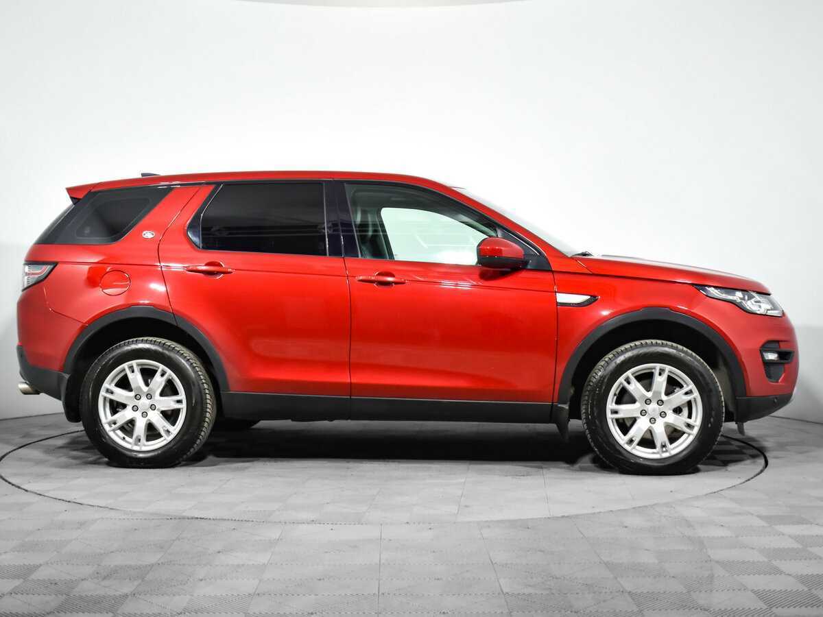 Land Rover Discovery Sport 2016 года с пробегом. Фото: #3