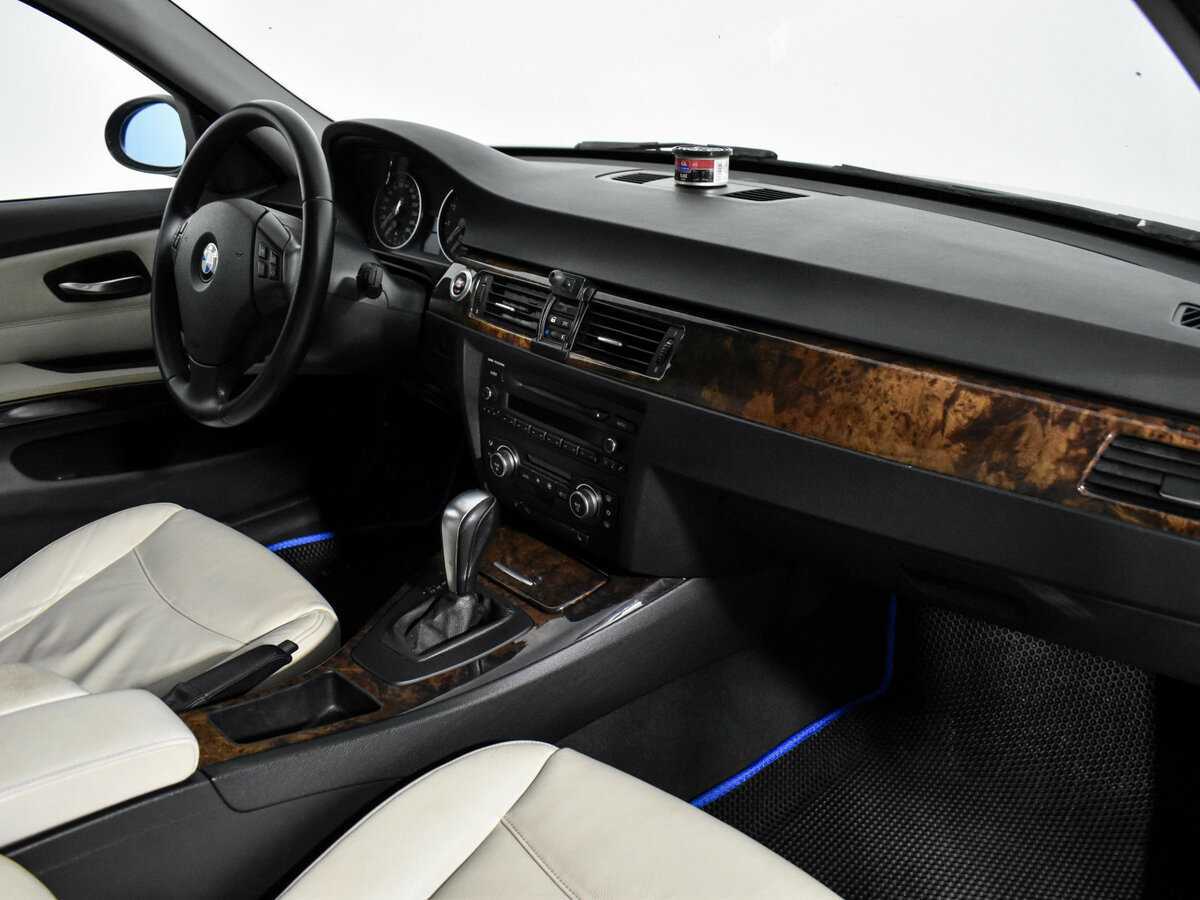 BMW 3 серии 2007 года с пробегом. Фото: #13