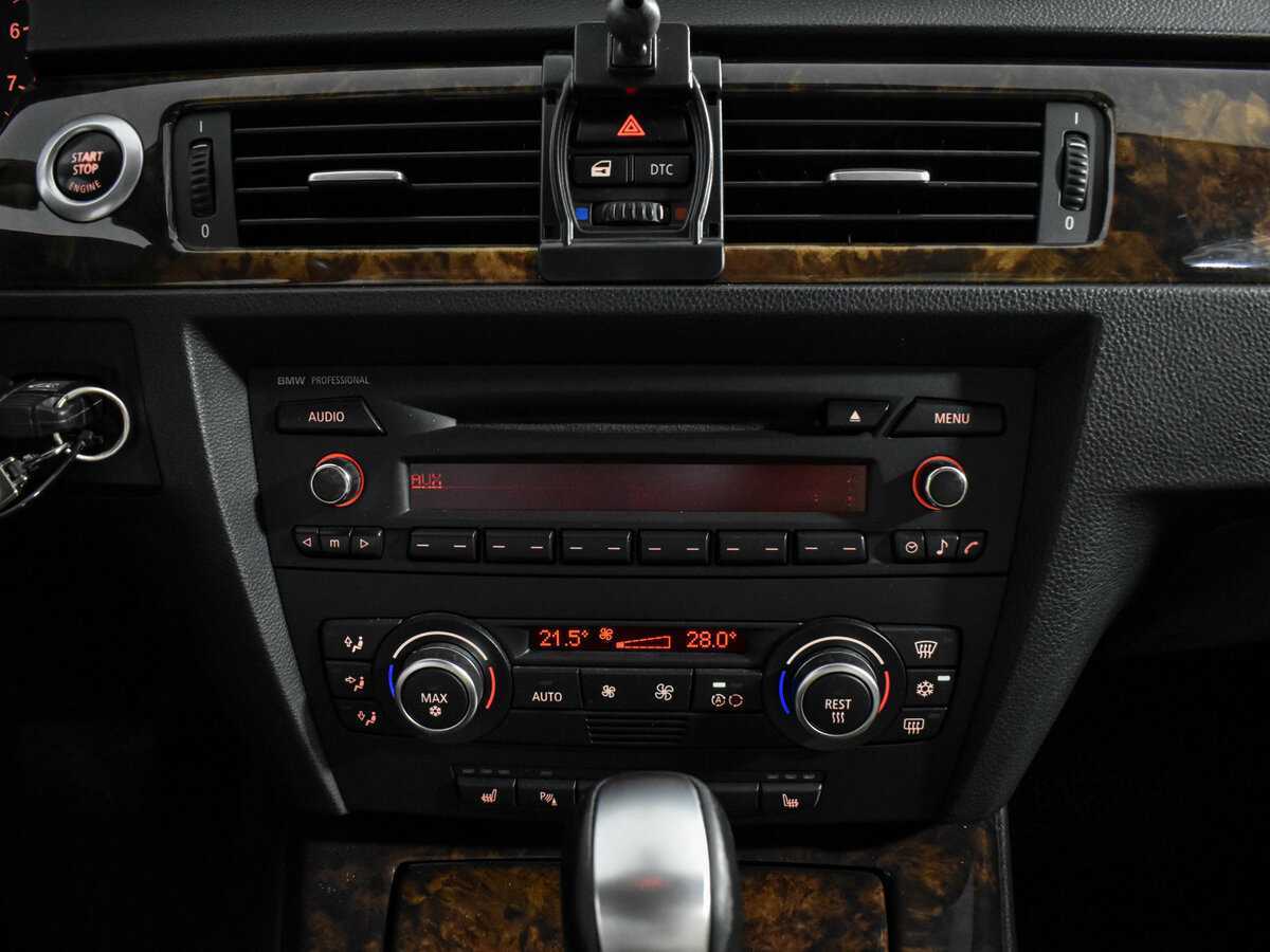 BMW 3 серии 2007 года с пробегом. Фото: #15